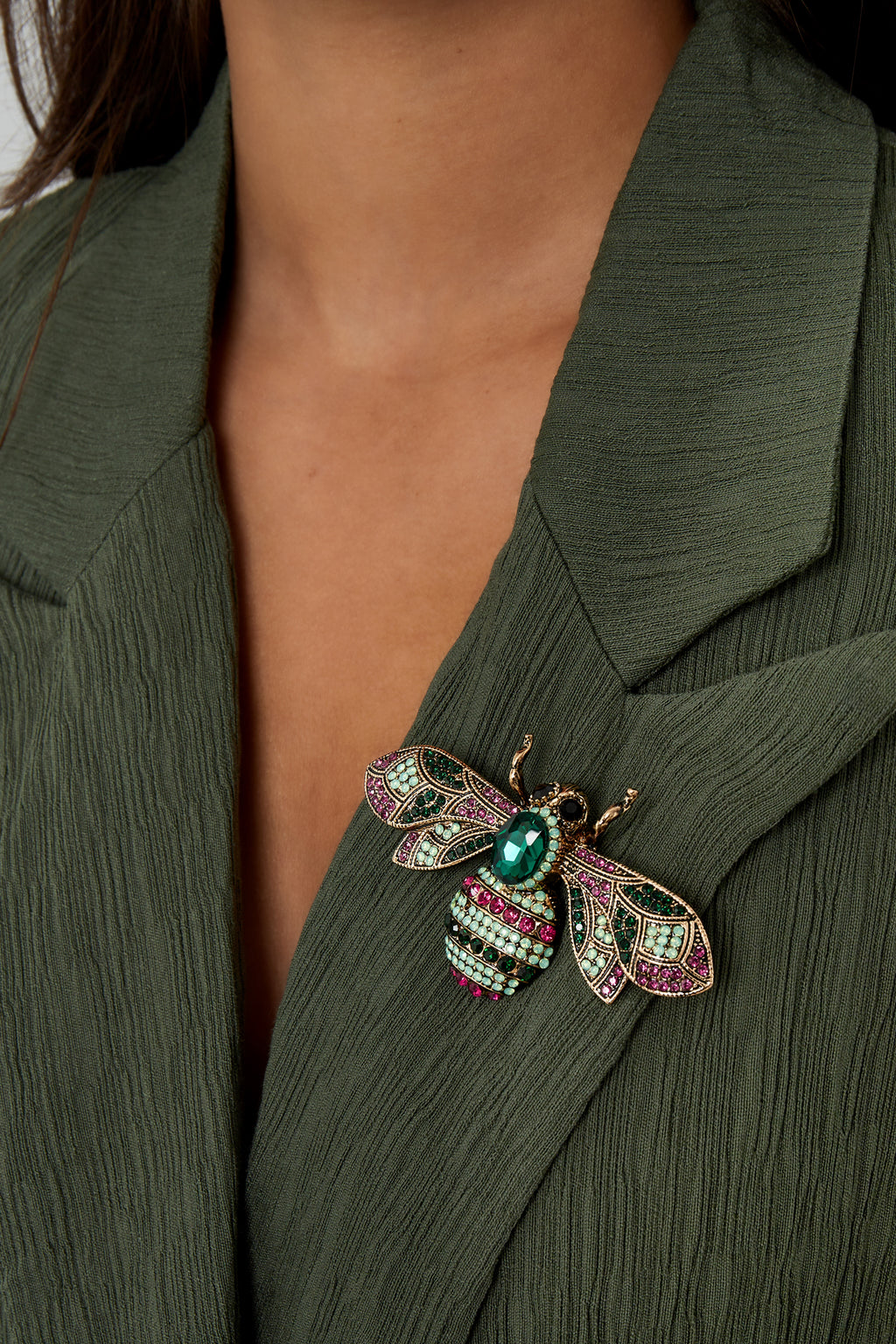 buzzy brooch