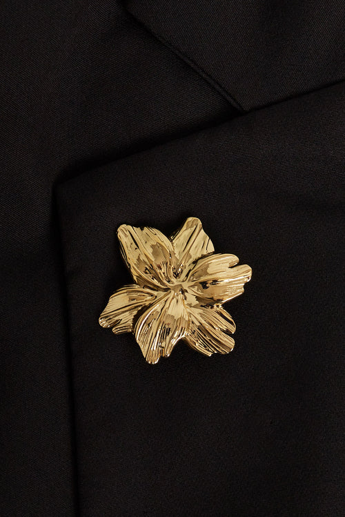 brooch flower flow